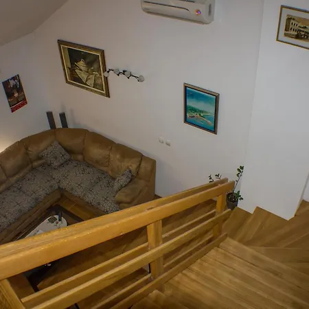 Apartman Holiday